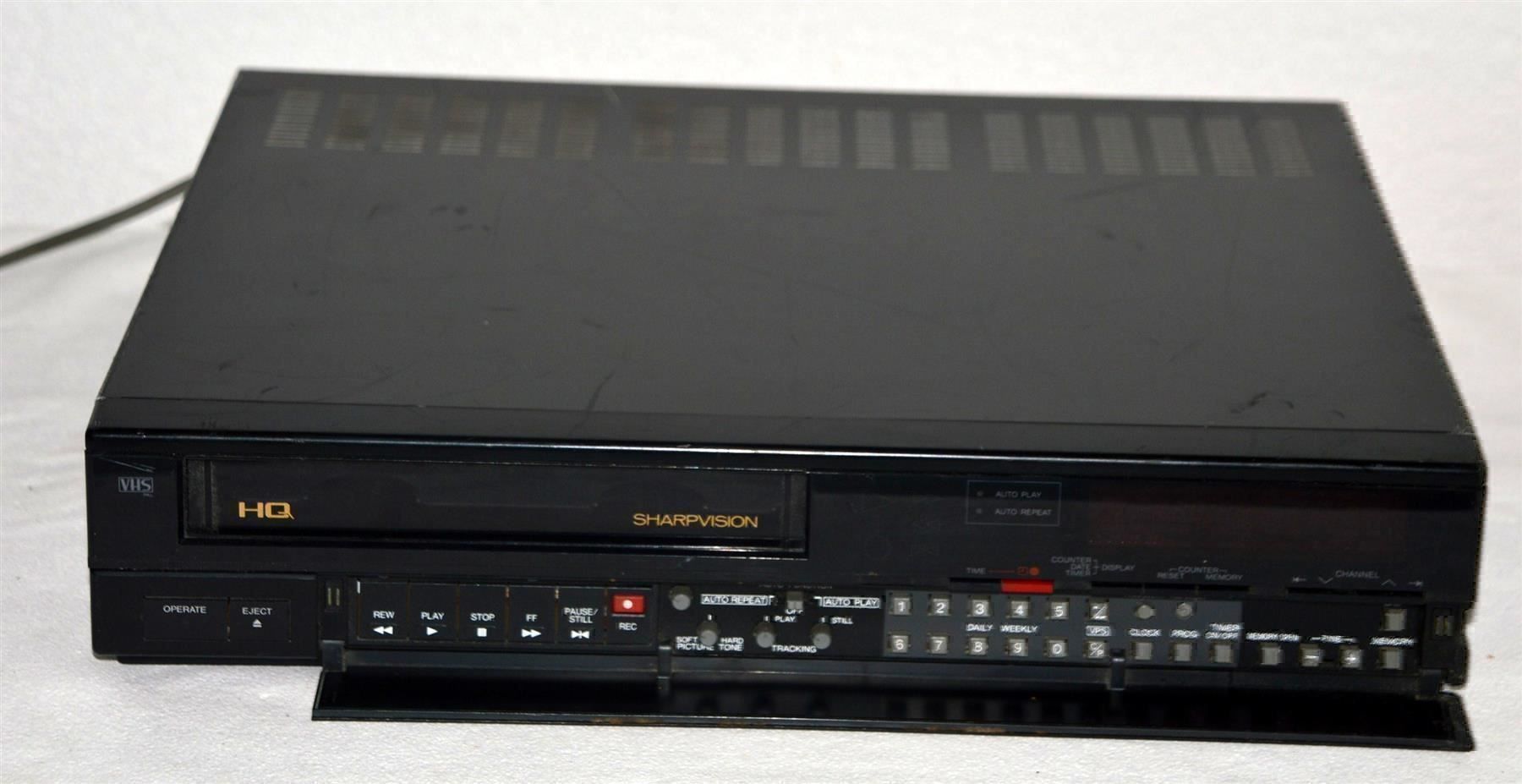 Sharp Registratori: Videorecorder VHS  Sharp VC-783S magnétoscope – Usato da Collonges venduto da arashee