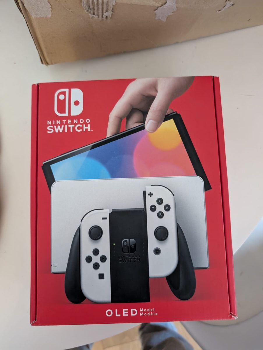 Nintendo Console: Lot 2 Console Nintendo Switch OLED  – Nuovo e nell'imballaggio originale da Delémont venduto da m7z_rfl6 4