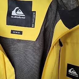 Giacche: Veste Quicksilver, taille M/L, état neuf – Nuovo (secondo la descrizione) da Neuchâtel venduto da Cobra44 2