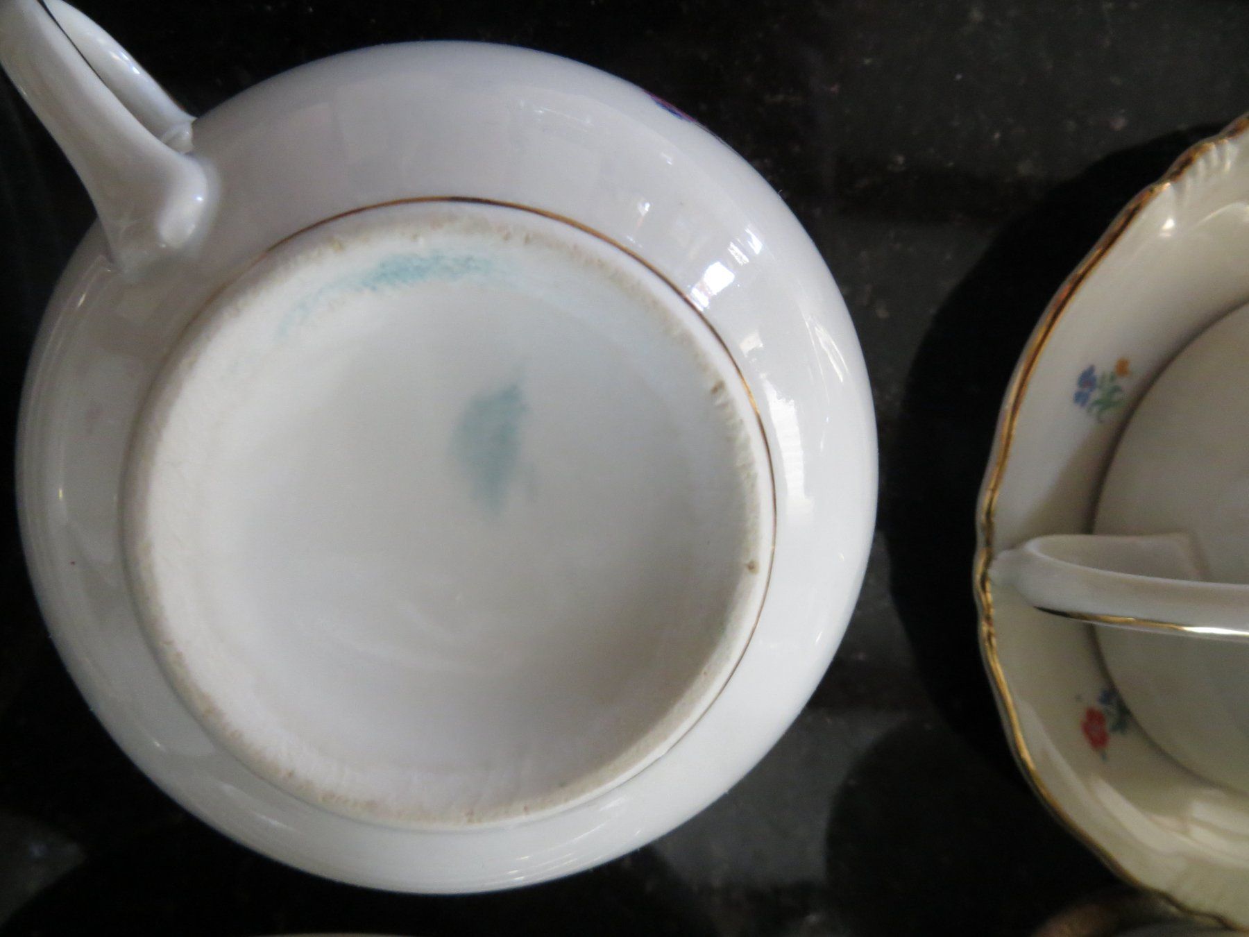 Geschirrsets: Tee-Kaffee Service mit Blumenmuster – Gebraucht aus Ins von Ener52 5