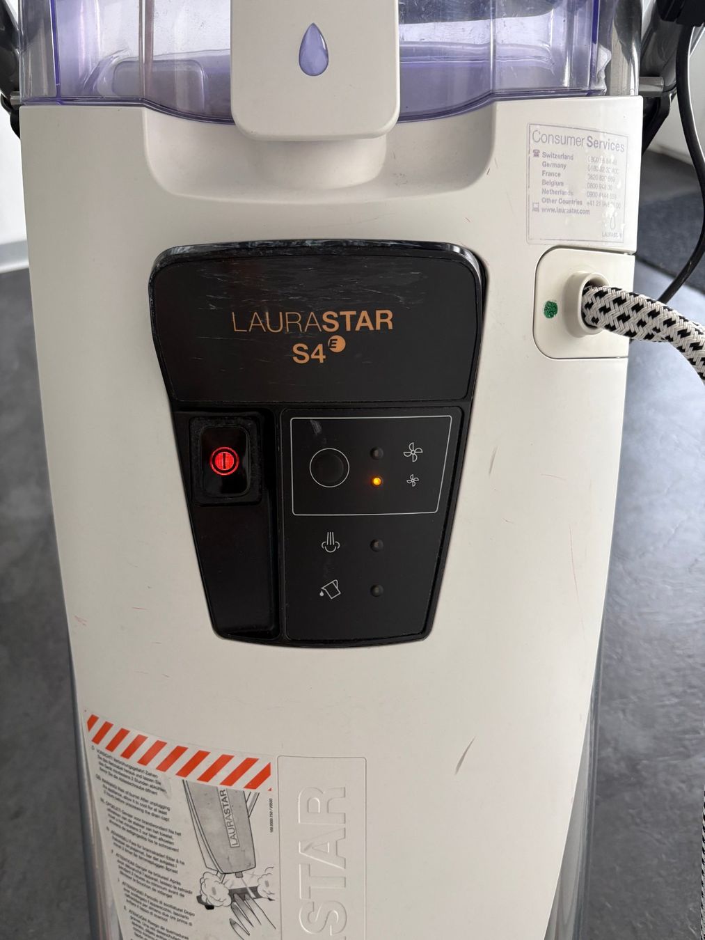 Laurastar Ferri da stiro: Laura Star Bügelsystem S4E – Usato da Grenchen venduto da Soleum 7