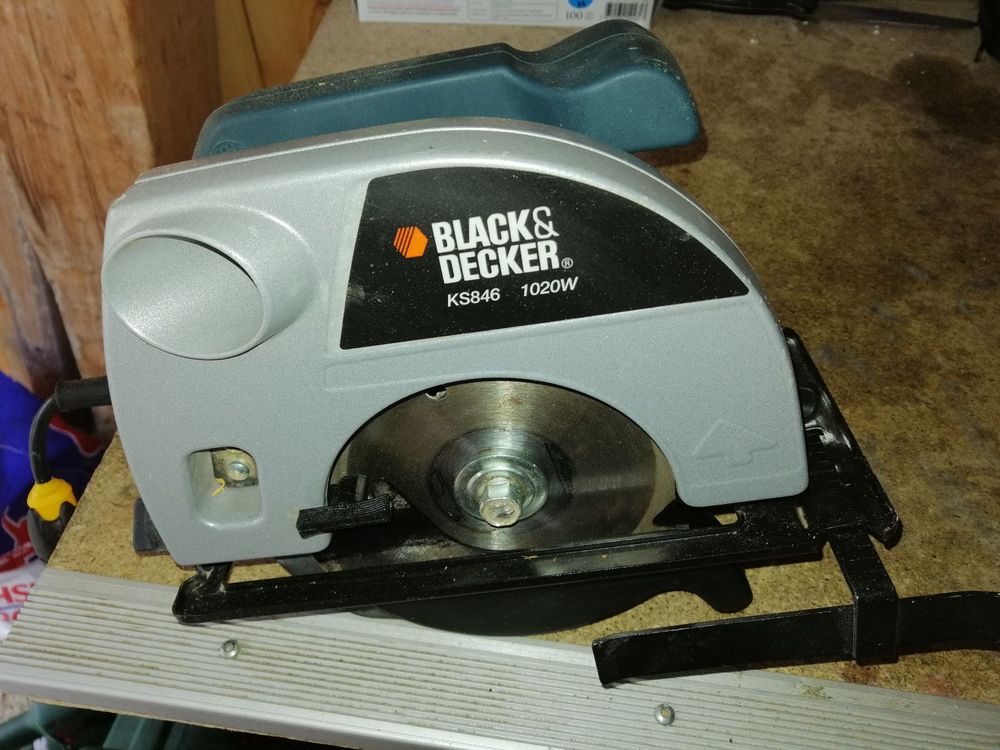 Scie sauteuse KS701EK-QS 520W - Coupe Précise | BLACK+DECKER