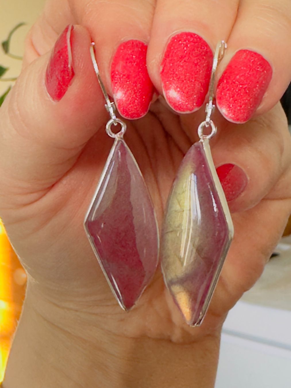 Altri gioielli: LOT Color Enhanced Red Labradorite Handmade – Nuovo e nell'imballaggio originale da Genève venduto da AGBERG 2