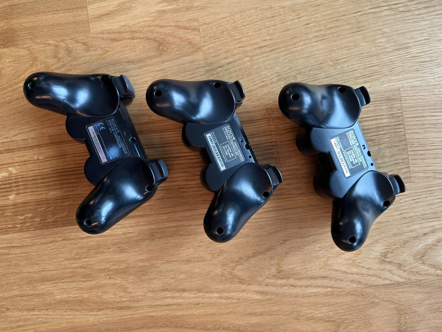 Sony Console: PlayStation 3 mit 3 Controllern – Usato da Bern venduto da rimshotdrums 2