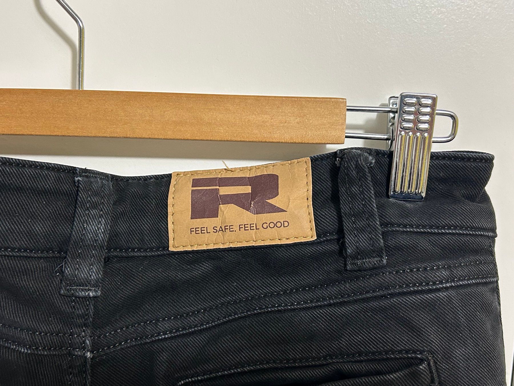 Pantaloni: RICHA / Motorradhose (D28/30) – Usato da Dietlikon venduto da Mankai 3