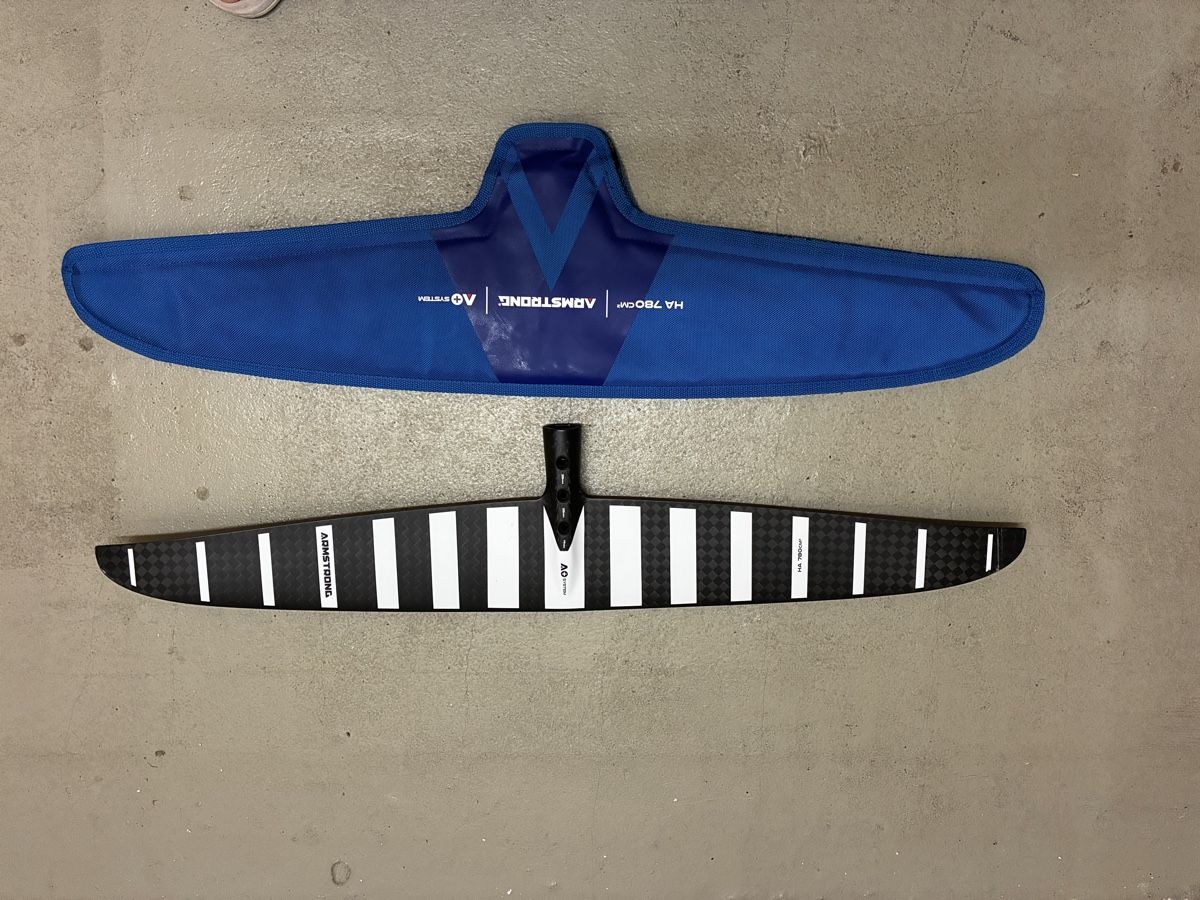 Armstrong Aquilone: Armstrong HA 780 – Usato da Nyon venduto da Pataclat 1