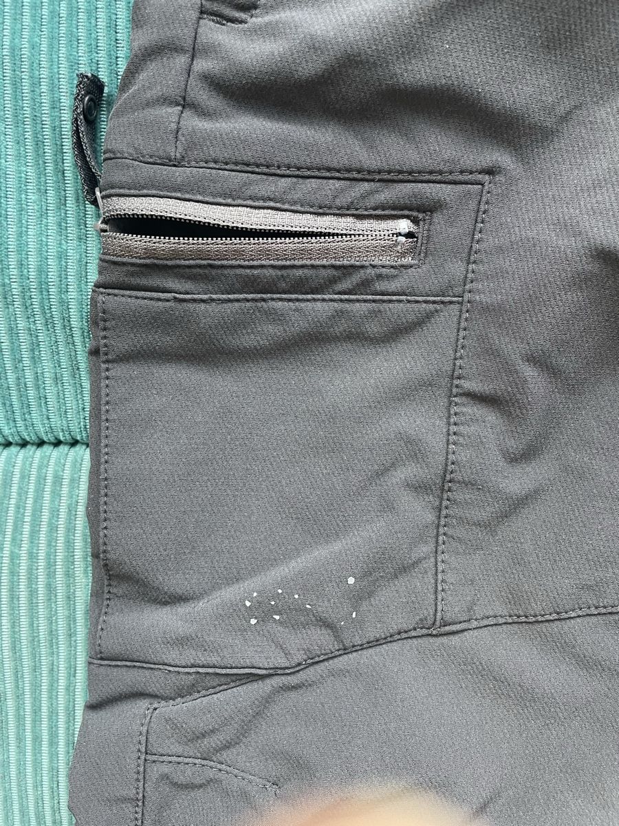 Jack Wolfskin Pantaloni: Jack Wolfskin Outdoorhose 128 – Usato da düdingen venduto da Kaunakakai 1