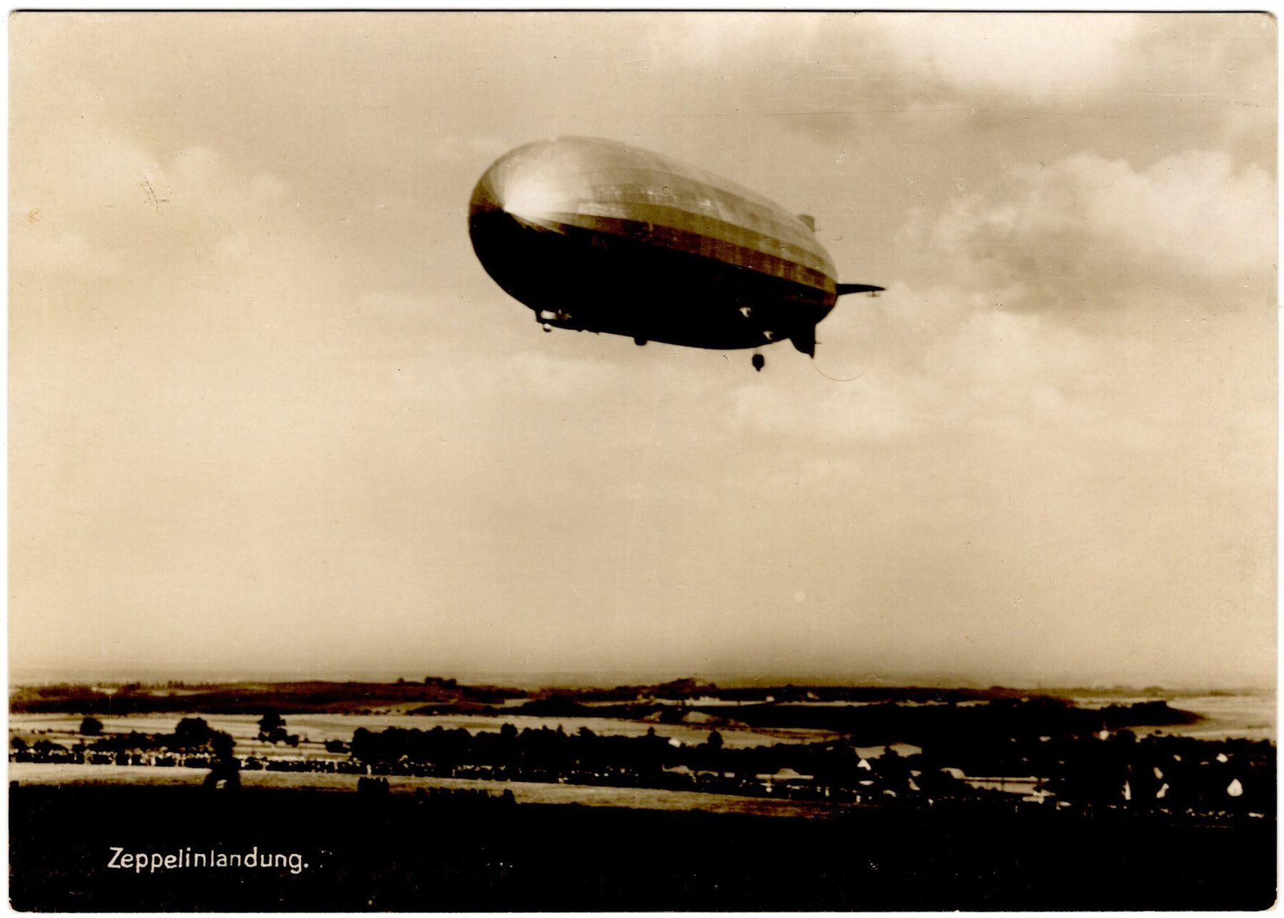 Cartoline postali: Luftschiff Graf Zeppelin im Landeanflug – Usato da Eglisau venduto da Chperfins