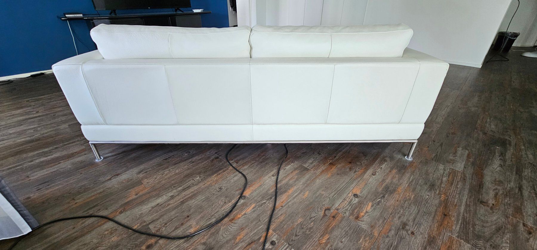 Ikea Sofas: 3-Sitzer Ledersofa, weiss – D'occasion à Zürich par caferos 3