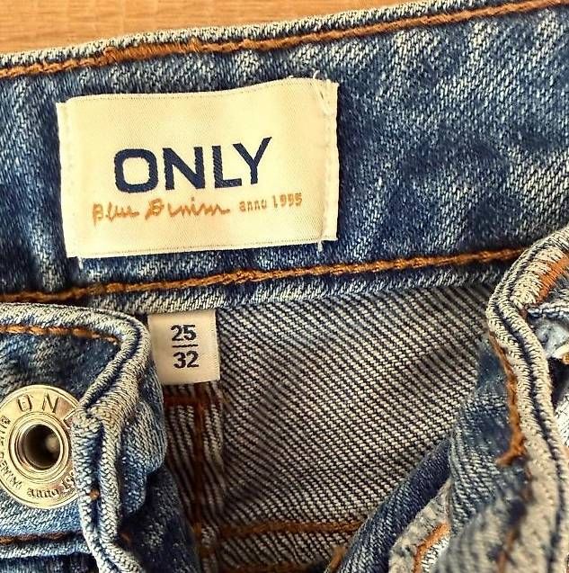 Jeans: ONLY Damen Blue Jeans – Usato da Müswangen venduto da ani_6gmf 2