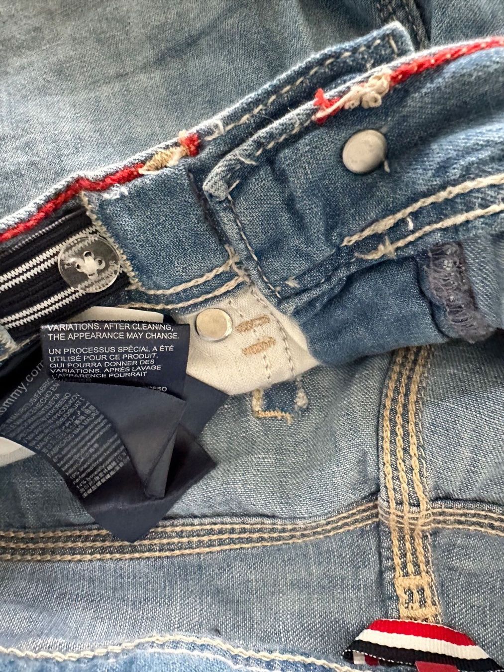 Tommy Hilfiger Pantaloni: Shorts Hilfiger Gr. 140 – Usato da Bolligen venduto da chaetzli1133 2