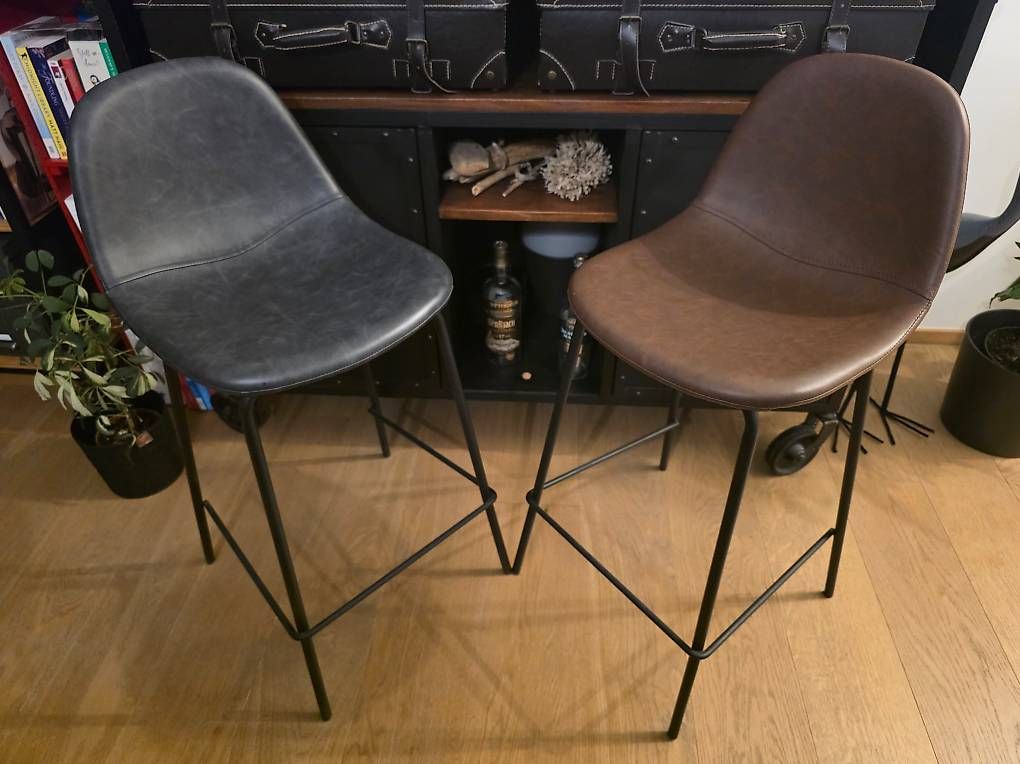 Hochstühle: 2 chaises de bar rétro industriel – Gebraucht aus Versoix von Leana8 1