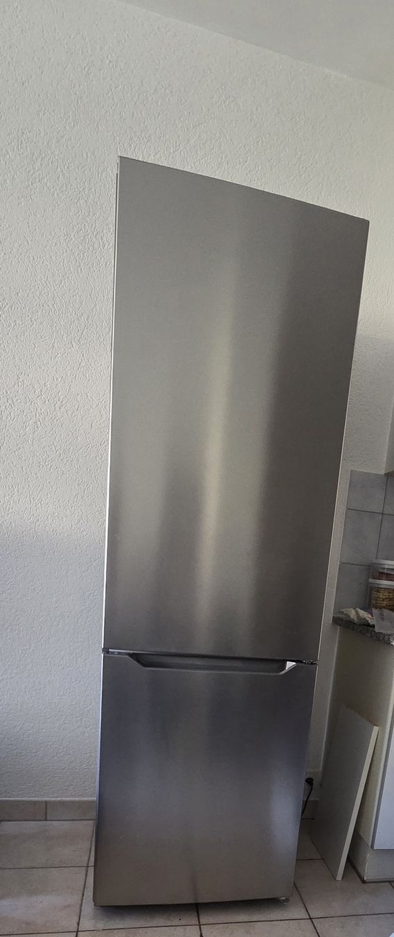 Frigoriferi: UPPKALLA Kühlschrank (IKEA) – Usato da Genève venduto da tacoma08 1
