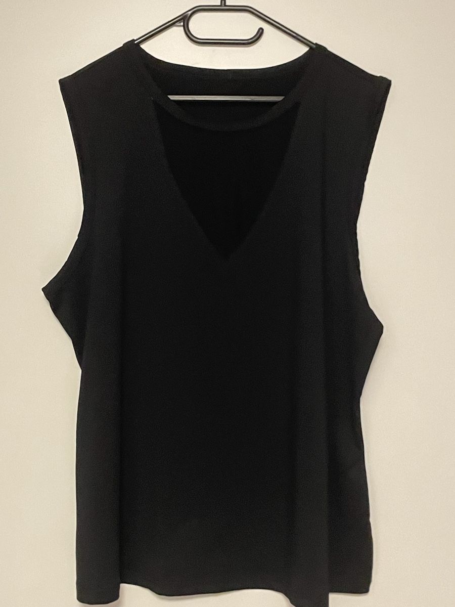 T-Shirts: Shirt – Neu (gemäss Beschreibung) aus Gossau ZH von Lavinia07 1
