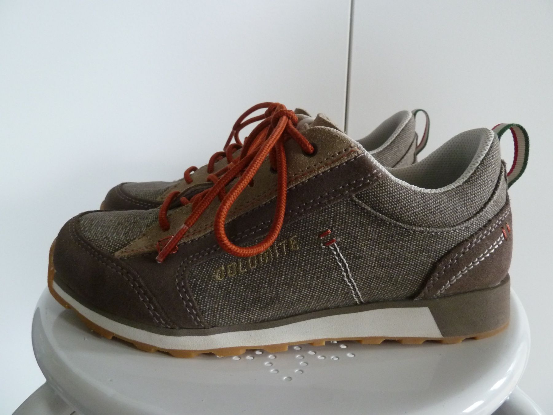 Dolomite Scarpe da donna: DOLOMITE Cinquantaquattro 54 Duffle Freizeitschuhe Gr. 36 – Usato da Niederscherli venduto da lama8567 1