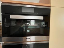 Miele Steamer Edelstahl - neuwertig