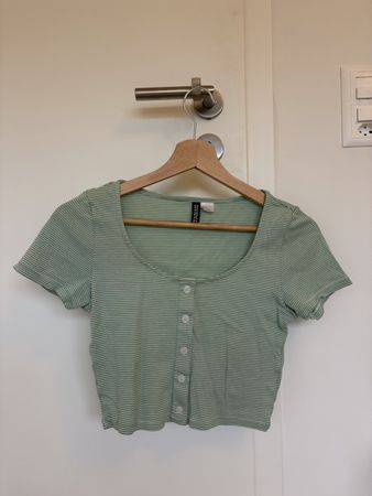 Gestreiftes Crop-Top