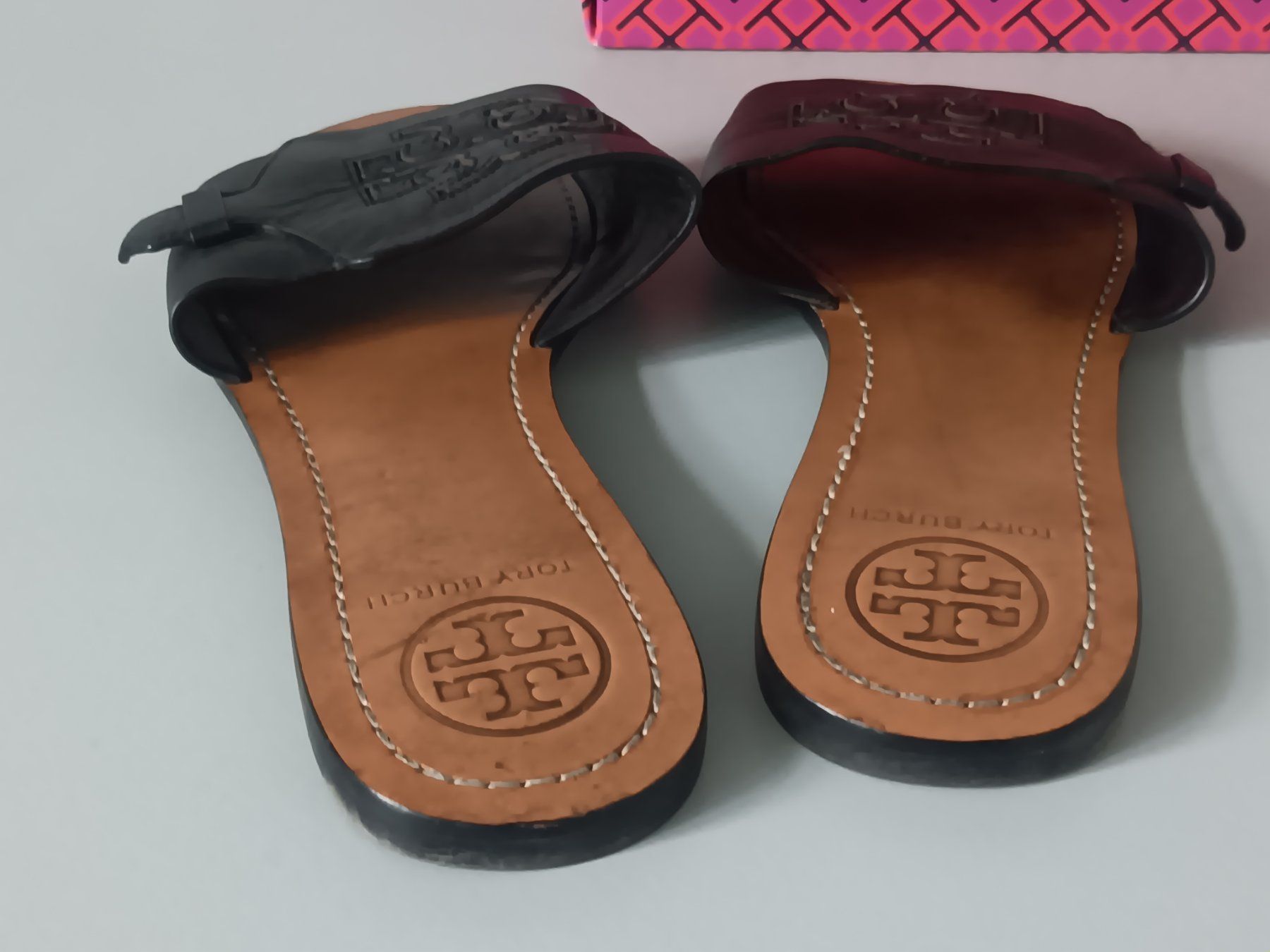 Tory Burch Scarpe da donna: Tory Burch Slide Sandal nero taglia 8 – Usato da Rüschlikon venduto da FranSca 6