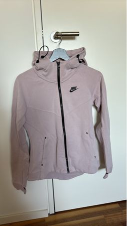 Nike Tech Trainingsjacke, Farbe flieder,  wie neu