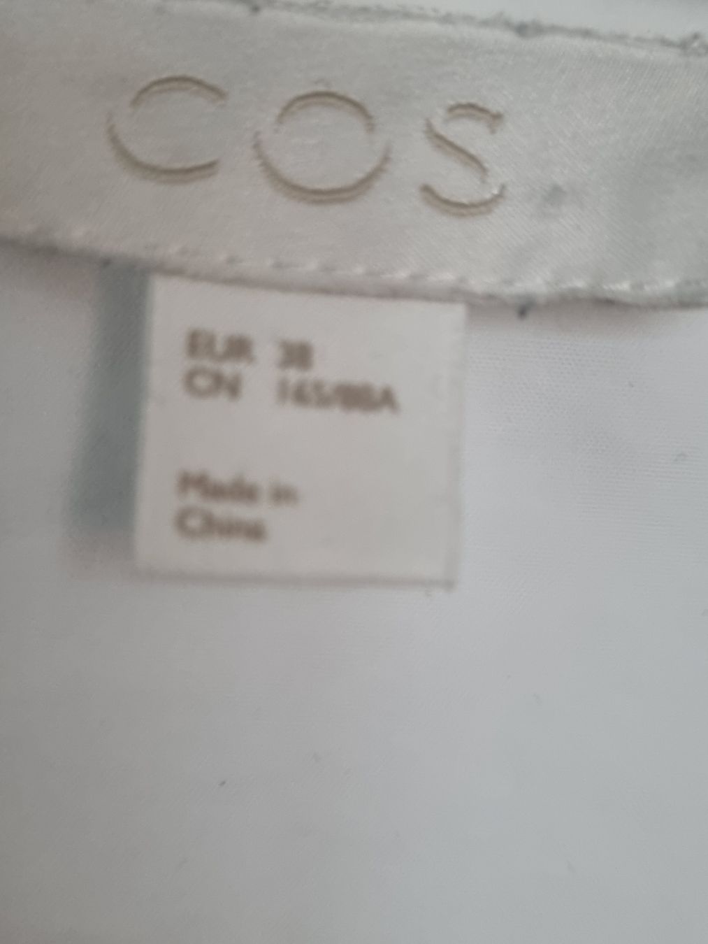 Cos Tuniche: Neue COS Tunika Bluse – Nuovo (secondo la descrizione) da Kriens venduto da IZZIBIZZI 5