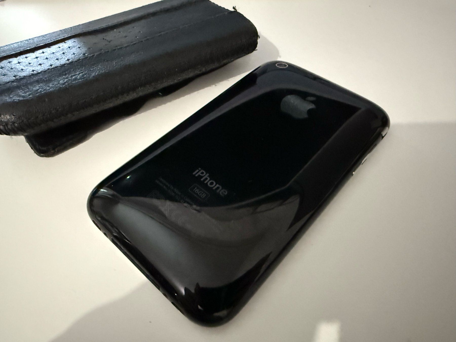 Apple Portables: Apple iPhone 1 (2007 / iPhone 2G) – D'occasion à Andelfingen par maisens