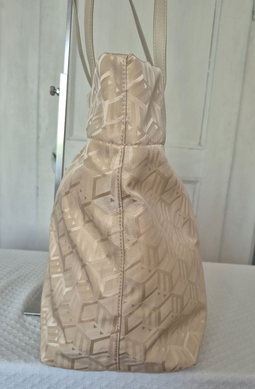 Mcm Borse da donna: Neue MCM Shopper, mit Reißverschluss – Nuovo (secondo la descrizione) da Dottikon venduto da Pega7 4
