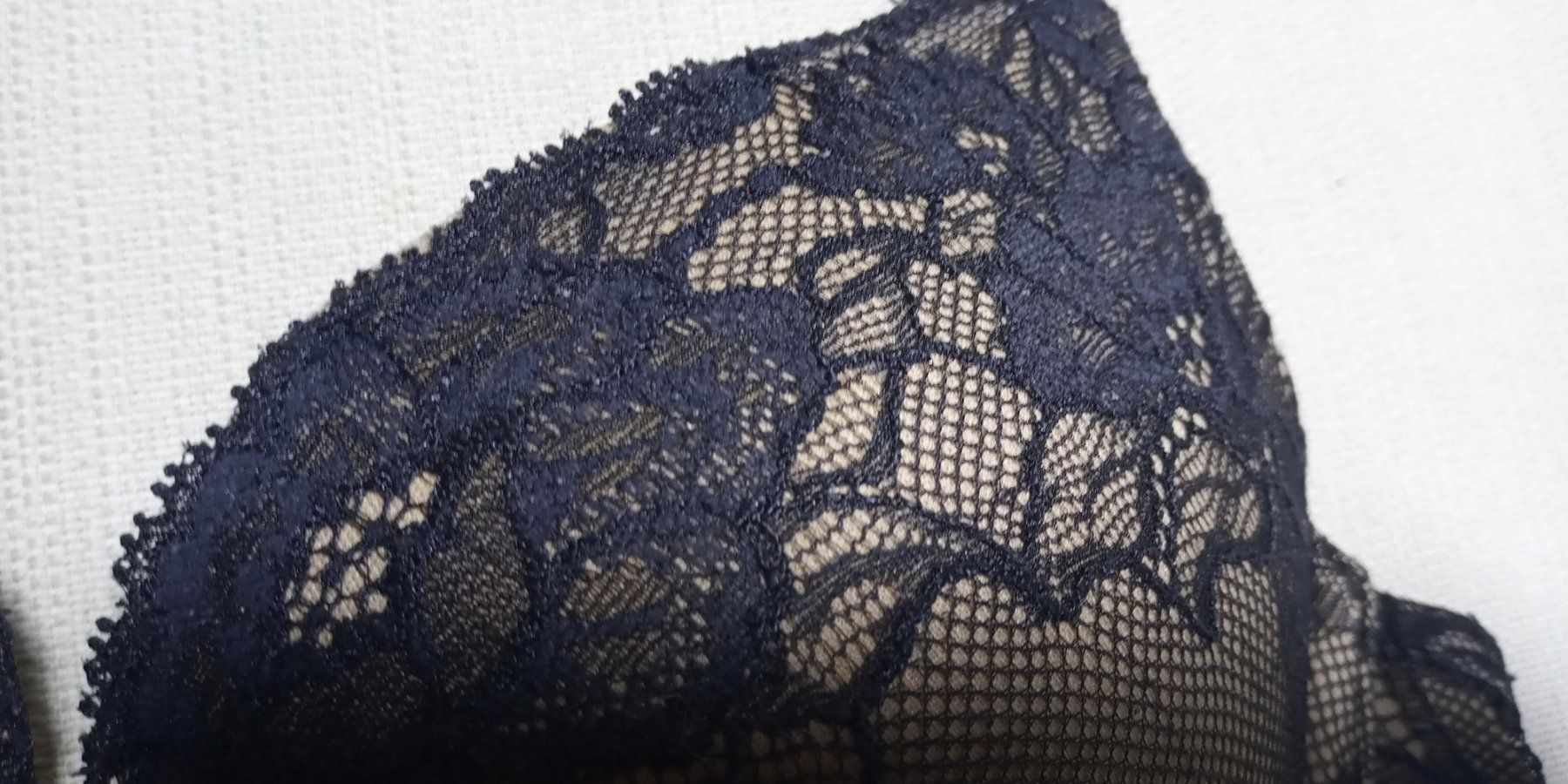Altra biancheria intima: Maidenform der perfekte Spitzen BH 75B 75C zu Odd Molly – Usato da St. Gallen venduto da Hereplaysmusic 2