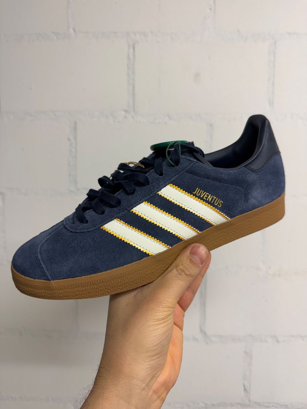 Scarpe da uomo: Adidas Gazelle X Juventus 41 – Nuovo e nell'imballaggio originale da Dielsdorf venduto da nicolicious