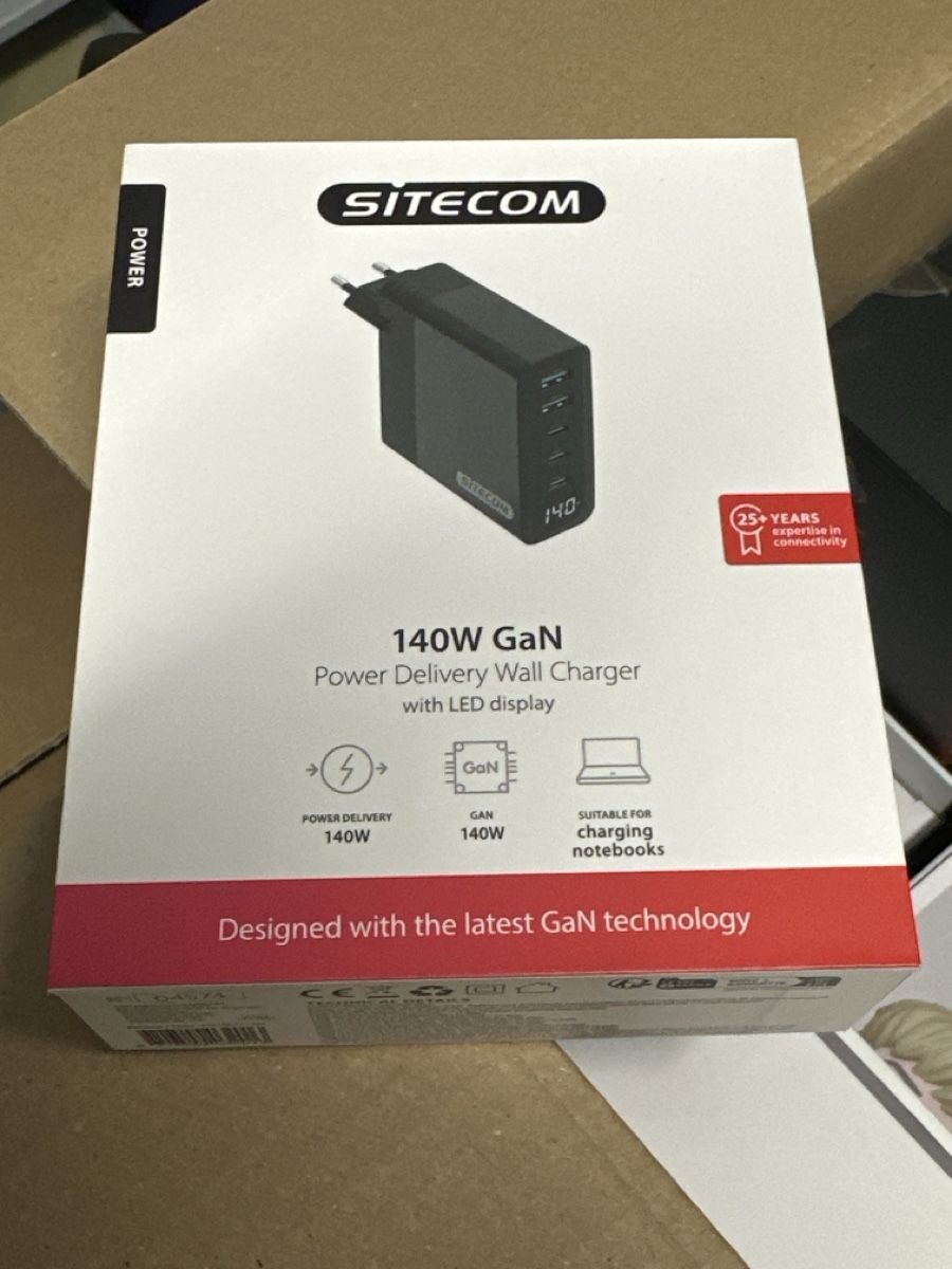 Caricabatterie: SITECOM 140W GaN Ladegerät neu mit LED Display – Nuovo e nell'imballaggio originale da Dintikon venduto da candyman6