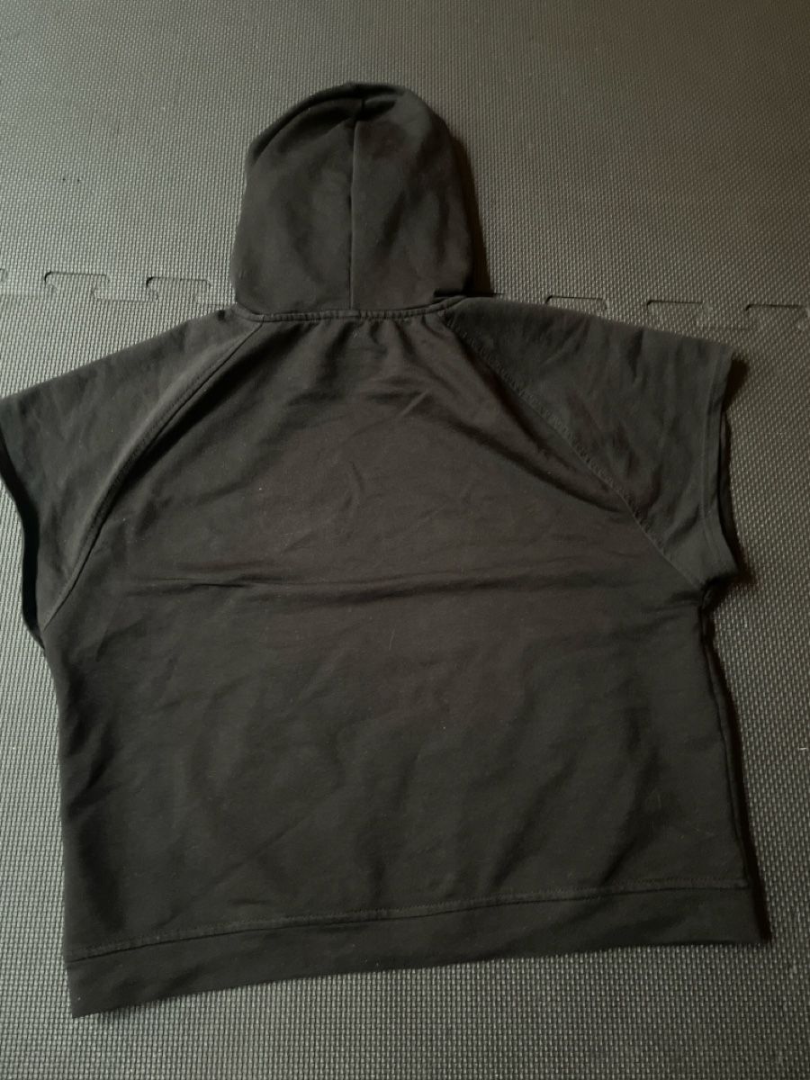 Nike T-shirts: Kaputzen T-Shirt – Neuf (Voir description) à Unterseen par Panini56 1