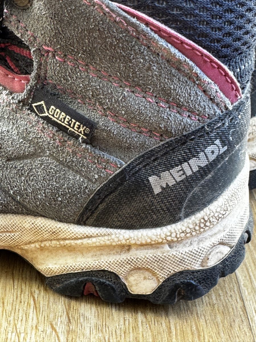 Scarpe per ragazzi: Meindl Wanderschuhe Gr. 28 – Usato da Basel venduto da spassbremse 5