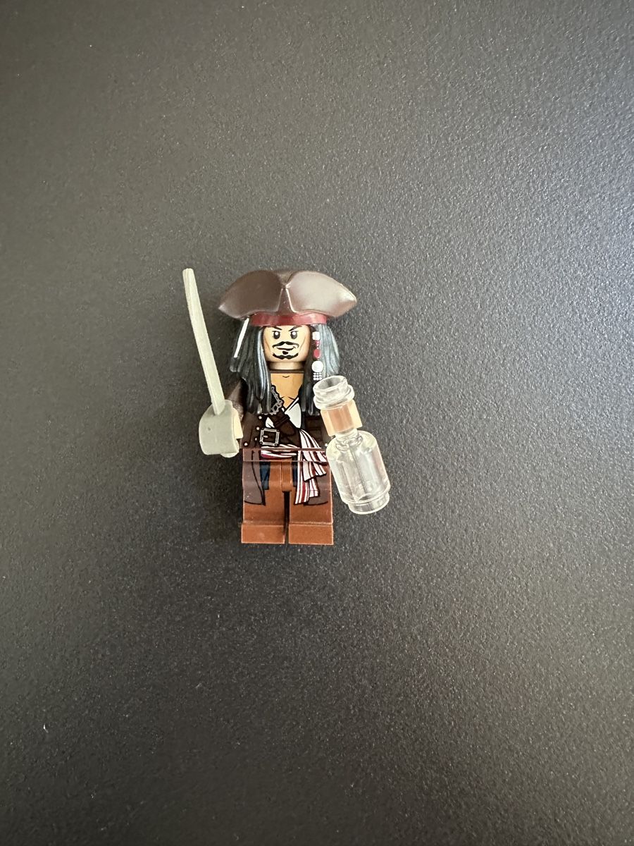 Lego Spielzeuge: Lego Figur Jack Sparrow – Gebraucht aus St. Gallen von Jas_r2t5
