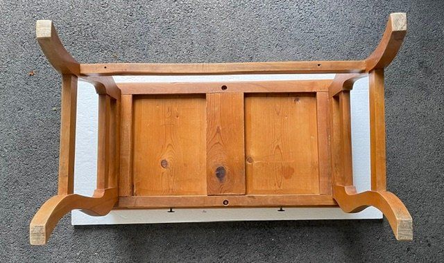Tavoli: Kleiner Holztisch mit 2 Schubladen – Usato da Oberrieden venduto da Ket25 5