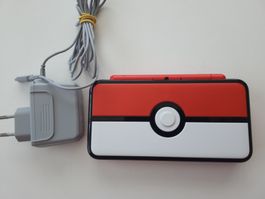 Konsole New Nintendo 2DS XL Pokemon Pokeball Edition