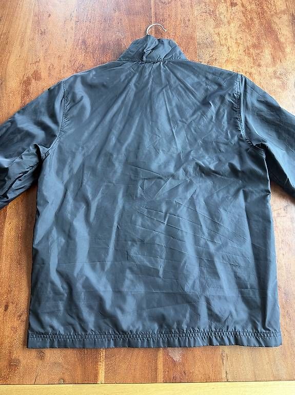 Giacche: Nike windbreaker/track jacket – Nuovo e nell'imballaggio originale da Münchenstein venduto da Daffr 2