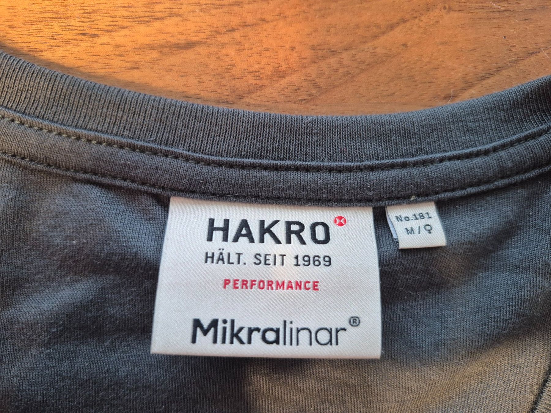 T-shirt: Hakro T-Shirt, Gr. M, Neu – Nuovo (secondo la descrizione) da Lengnau AG venduto da Mefari 1