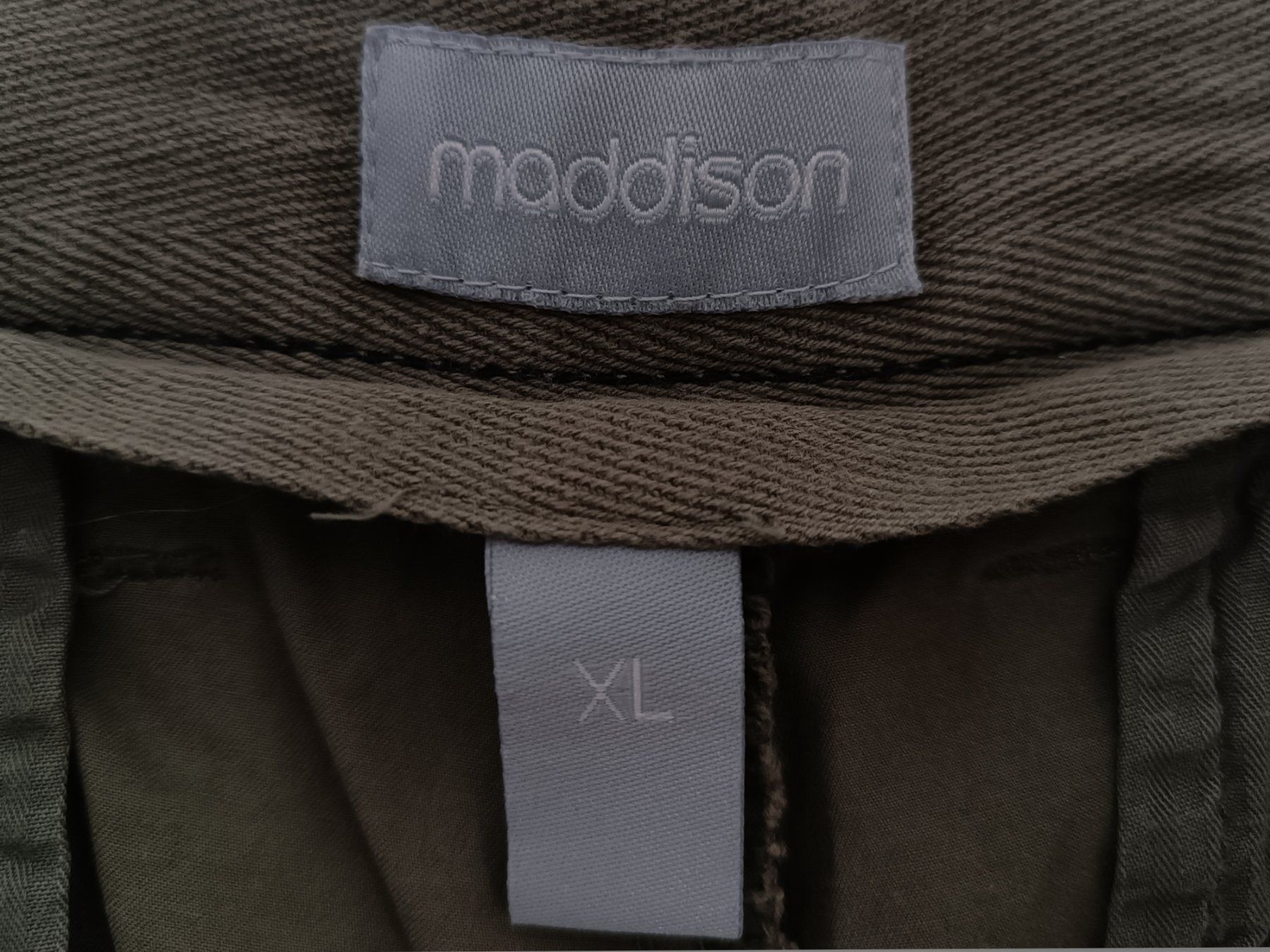 Maddison Pantaloni: MADDISON GENTLEMANS SHORTS Gr. XL – Usato da Suhr venduto da Restwert_Suhr 2
