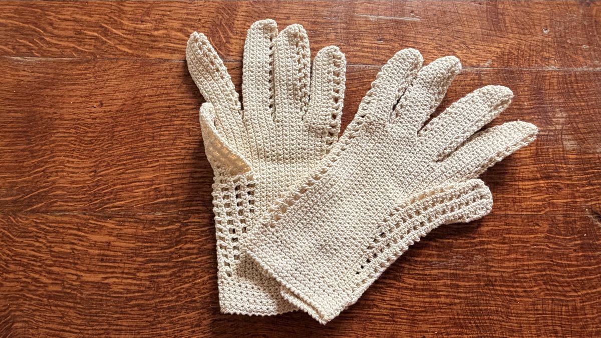 Guanti & manicotti: Damenhandschuhe antik in Klöppeltechnik cremfarben – Usato da Riedholz venduto da Frettchen63 2