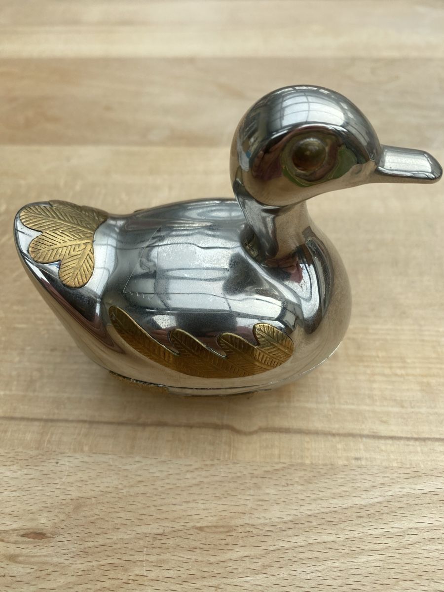 Tutte le decorazioni: Metall-Ente, versilbert mit Messingflügel, Deko Figur – Usato da Wiesendangen venduto da argon03