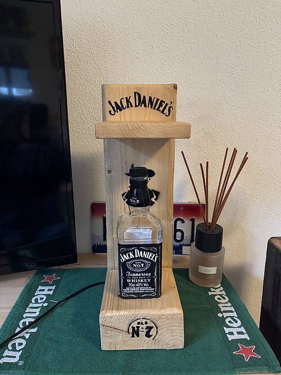 Spirituosen: Jack daniel s bottle lamp – Gebraucht aus S. Antonino von raffosuisse