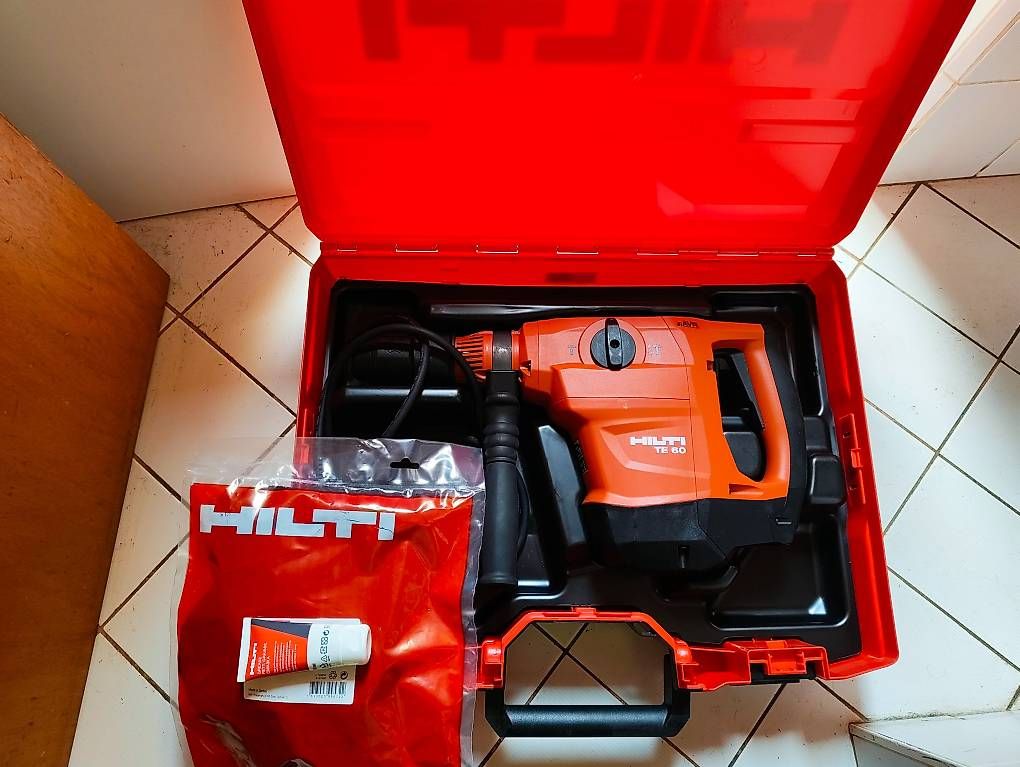 Hilti Tous les outils: Marteau piqueur te 60 avr – Neuf avec emballage d'origine à Riaz par bol_y9gs 2