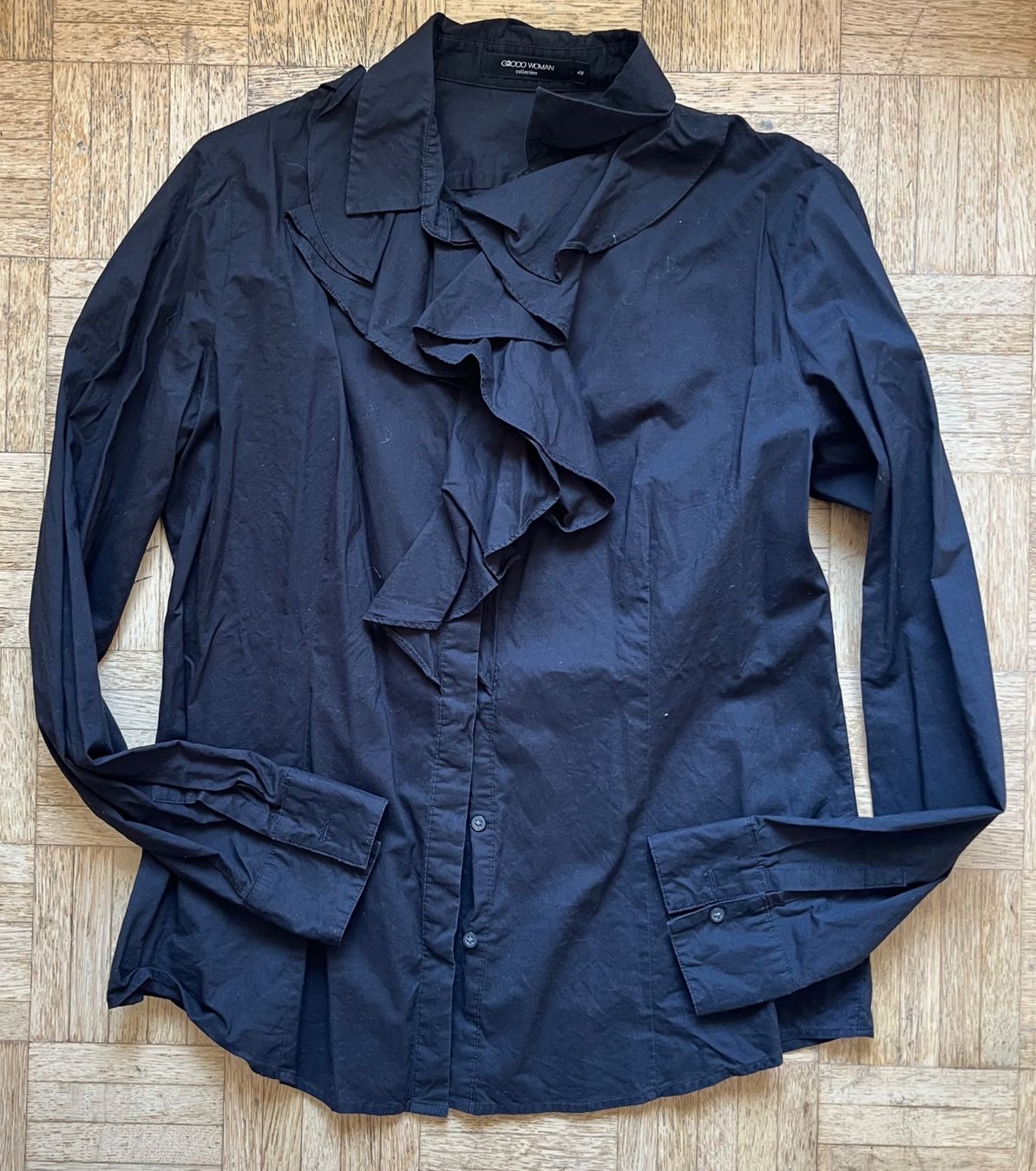 Chemisiers: Black cotton blouse size S – D'occasion à Chêne-Bougeries par Seetooyoo