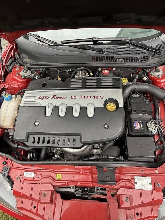 Autos: Alfa Romeo 1.9JTD  – Gebraucht aus Langnau b. Reiden von Franky.B 3