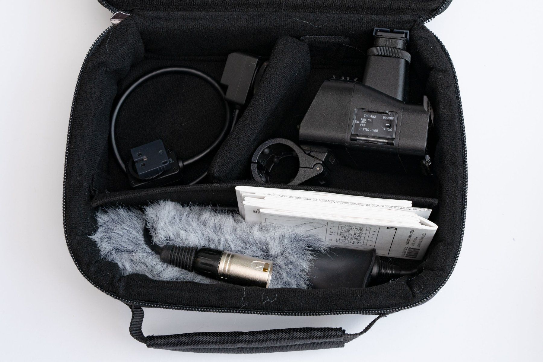 Sony Mikrofone: Sony XLR-K3M Adapter Kit – Gebraucht aus Dietlikon von phi_j5l6 5
