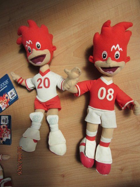 Statuette: Fussball EM 2008 Maskottchen – Nuovo (secondo la descrizione) da schönenwerd venduto da kusi027 1