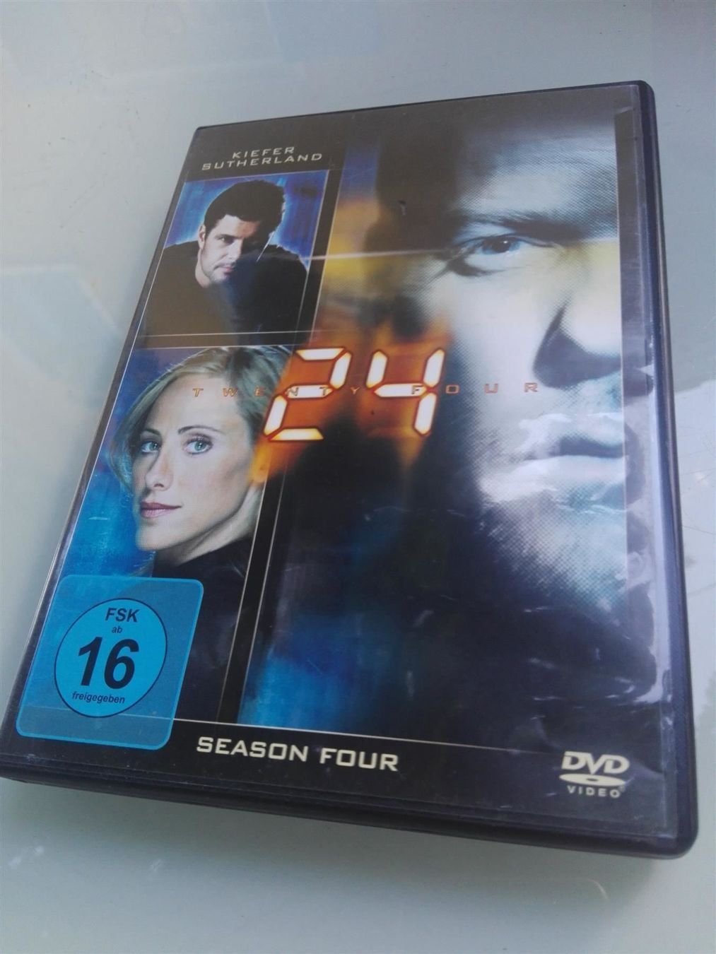 Alle DVDs: 24 - Season Four              (De & En) – Gebraucht aus St.Gallen von elk2023