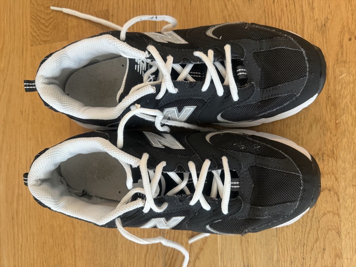 New Balance Scarpe da uomo: New Balance Sneaker gebraucht – Usato da  venduto da  2