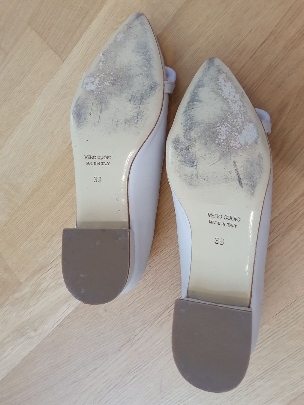 Damenschuhe: Lederballerina beige Grösse 39 – Neu (gemäss Beschreibung) aus Wettingen von __Dom__ 3