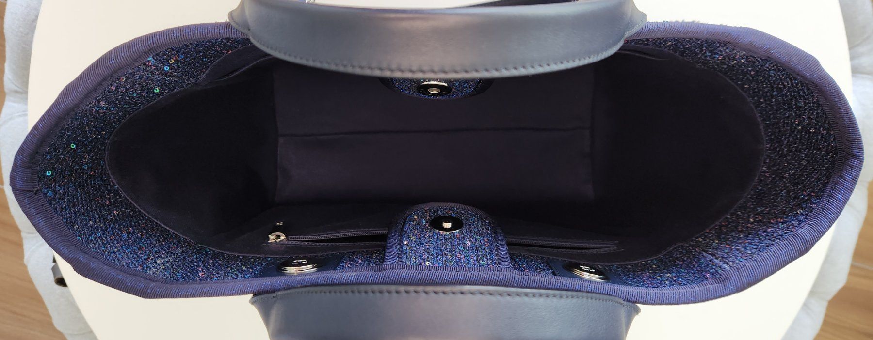 Chanel Borse da donna: CHANEL 2020 Medium Deauville Sequins Bag – Nuovo (secondo la descrizione) da Schenkon venduto da marc79x 2