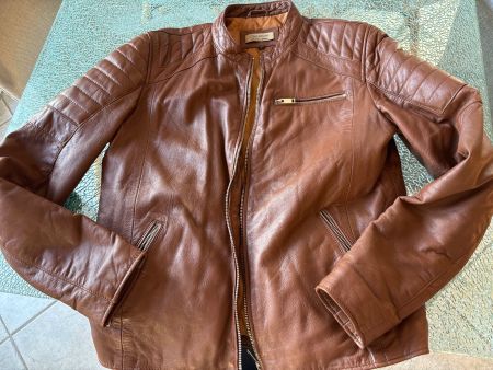 Veste en véritable cuir style motard